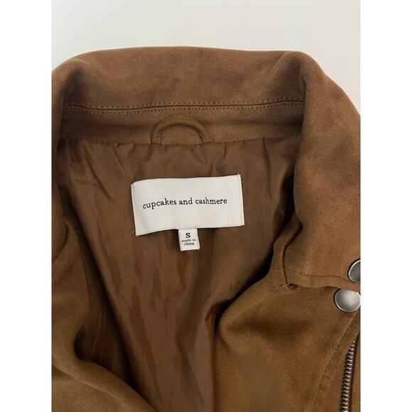 Cupcakes and Cashmere Faux Suede Moto Jacket Brown Tan Buckle Zip Size Small - Picture 13 of 14